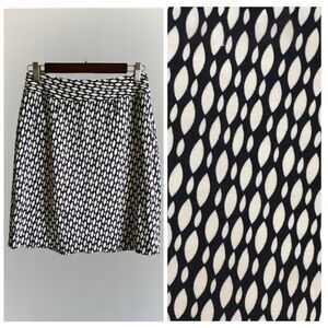 Banana Republic Skirt Navy White Geo-Print Sloan-Fit Mini Nautical Preppy 4P